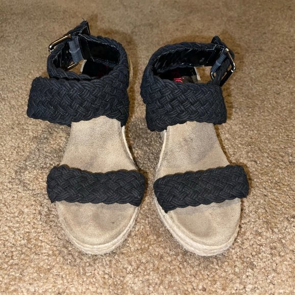 Strappy Wedge - Picture 2 of 2